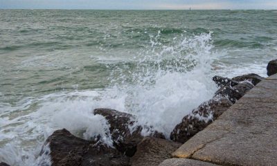 Strong currents at John's Pass, April 3, 2024. (Photo: ClearwaterDaily)